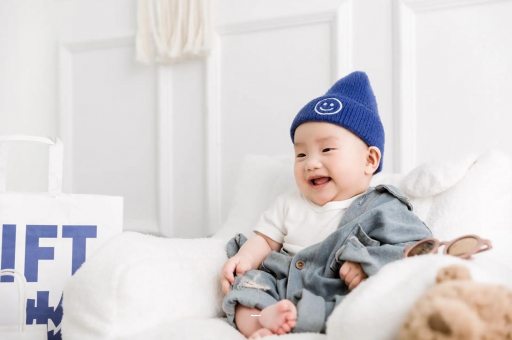 借卵生子咨询宝宝有黄疸手却很白